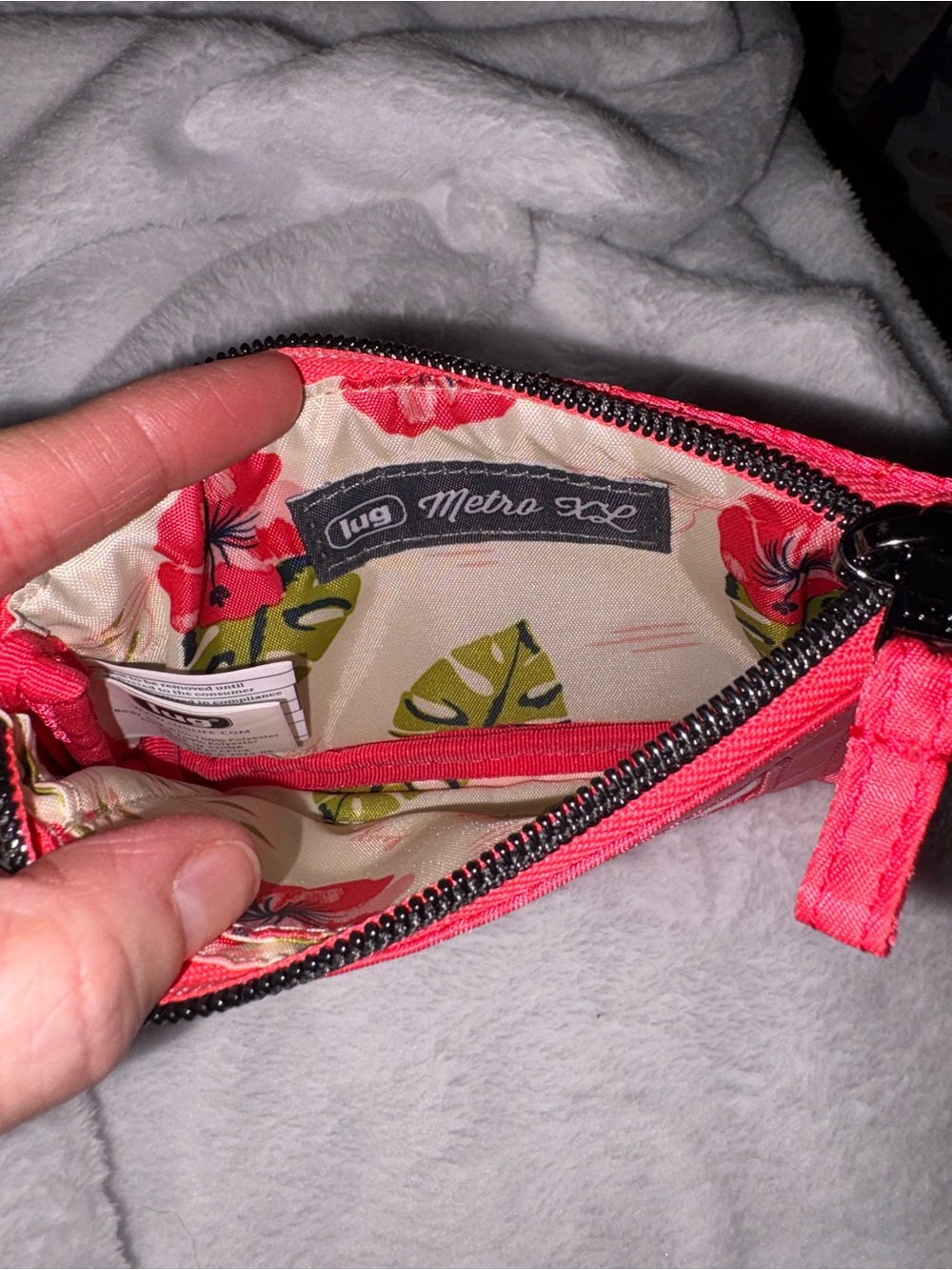 lug Quilted XL Wristlet - Picture 3 of 3